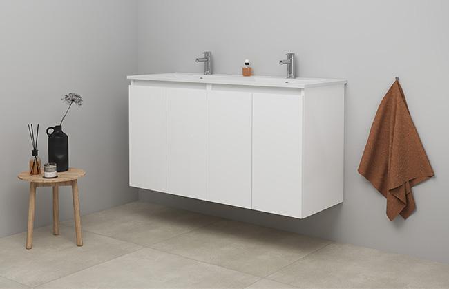 Sanibell Online 121 møbelsæt m/4 grebsfri låger og dobbeltvask - Mat hvid - Flatpack Sanibell Online 121 møbelsæt m/4 grebsfri låger og dobbeltvask - Mat hvid - Flatpack