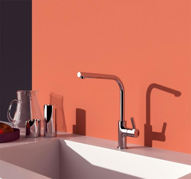 Ideal Standard Gusto k&oslash;kkenarmatur m/L-tud og svingtud