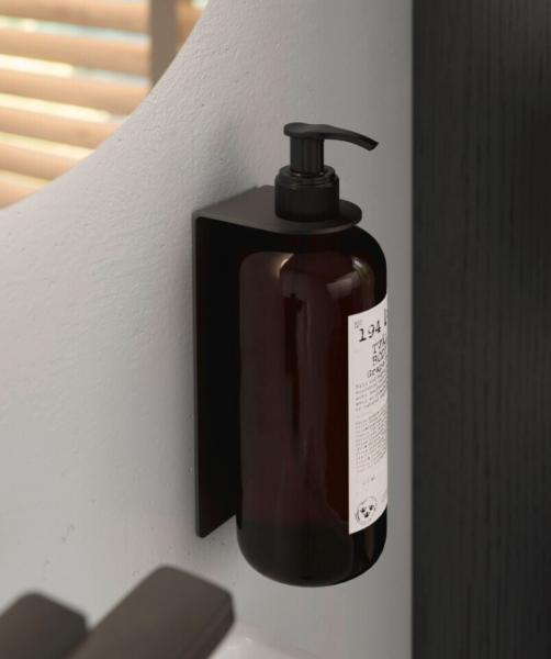 Gustavsberg sæbepumpeholder til væg - Mat sort Gustavsberg sæbepumpeholder til væg - Mat sort
