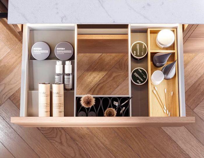 Dansani Luna 61 m&oslash;bels&aelig;t m/Kantate vask, h&oslash;j skuffe og indretning - Sort eg